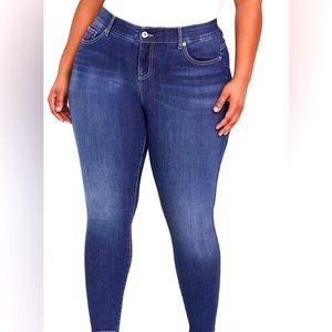 Torrid Premium Jeans size 18R bombshell skinny, dark wash